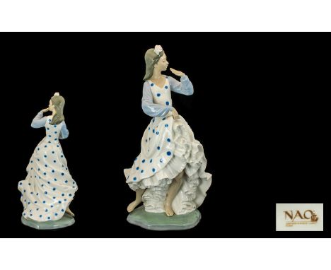 Nao by Lladro Hand Painted Porcelain Figure of Graceful Form ' Flamingo Dancer. Issued 1992. 1st Quality and Mint Condition. 