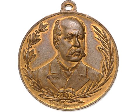 Medal 1900, signed by Carniol fiul, original suspension loop, gilt Bronze (33 mm, 16.44 g). UNC