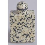 AN EARLY 20TH CENTURY CHINESE DALMATIAN JASPER SNUFF BOTTLE, 6.3cm high.