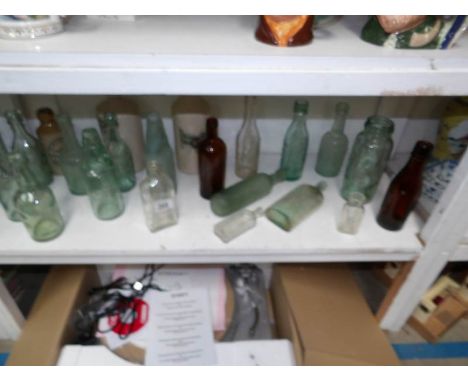 A mixed lot of ink and other vintage bottles