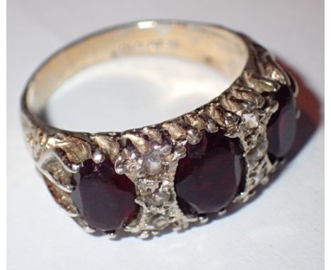 Gold on silver vintage garnet three stone ring 