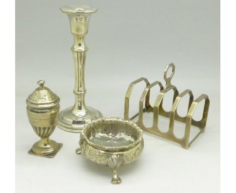 Four silver items, toast rack, candlestick (weighted), pepper and a Victorian salt, silver 123g