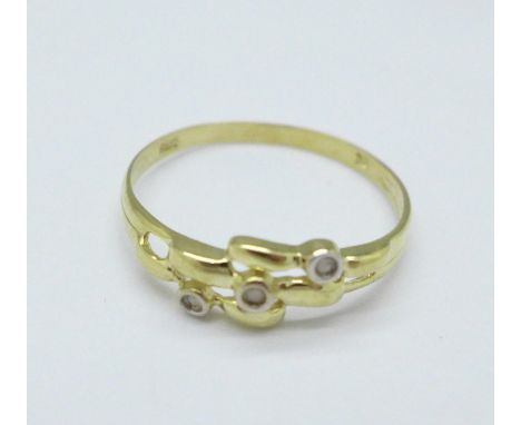 A 9ct gold and diamond ring, 1.0g, O