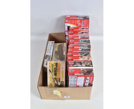 A COLLECTION OF BOXED UNBUILT AIRFIX MILITARY VEHICLE MODEL KITS, to include a Bloodhound, kit no. 02309-0, a Crusader Tank, 