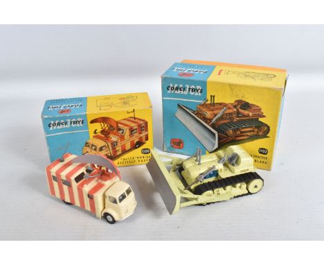 A BOXED DIE-CAST CORGI TOYS MAJOR DECCA MOBILE AIRFIELD RADAR VAN, numbered 1106, five orange striped to the sides, working r