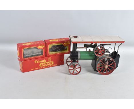 AN UNBOXED MAMOD LIVE STEAM TRACTION ENGINE, No.TE1A, not tested, has been fired up and run but possibly not for some time, a