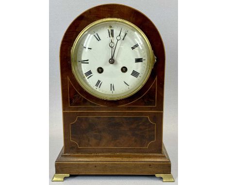 EDWARDIAN MAHOGANY CASED DOME TOP MANTEL CLOCK - inlaid with satin wood stringing, circular white enamel dial with black Roma