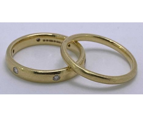 18CT GOLD WEDDING BANDS (2) - to include a plain example, Size mid Q-R, and a wider band example inset with six small diamond