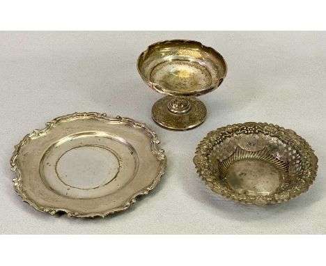 HALLMARKED SMALL SILVER - 3 items to include a small pedestal dish, Chester 1921, 7cms H, 9.5cms top diameter, Maker J &amp; 
