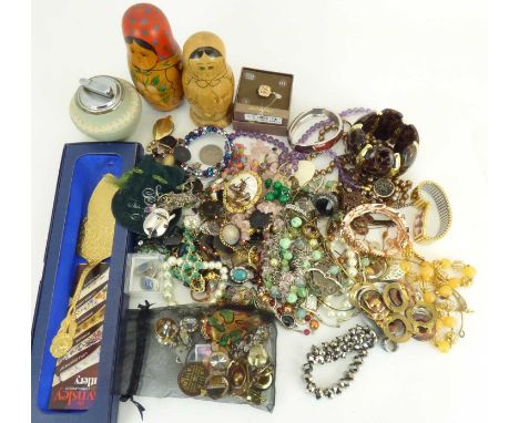 A collection of mixed costume jewellery and related collectibles, to include necklaces, brooches, Russian dolls, earrings, Ay