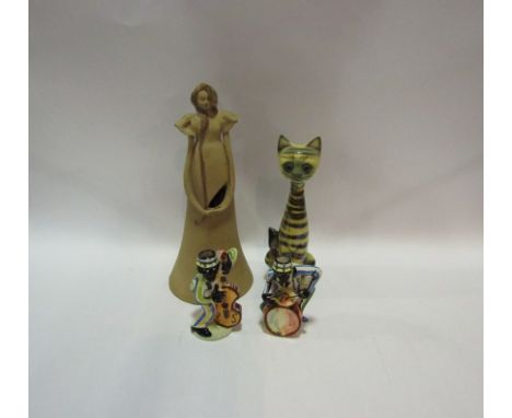 A ceramic cat, two hand painted Italian ceramic musicians and a figure of a lady (4)