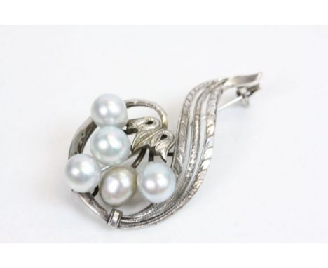 Mikimoto pearl silver cluster brooch, five baroque grey cultured pearls with pink overtones, scroll design brooch with engrav