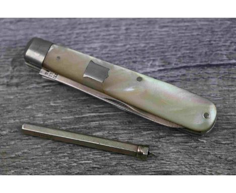Sampson Mordan &amp; Co silver retractable toothpick, stamped sterling silver, length when closed approximately 5.5cm togethe