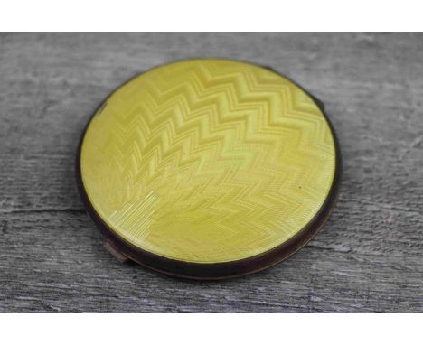 Art Deco enamelled silver circular compact, engine turned zigzag and stepped decoration to the enamelled hinged lid (chip to 