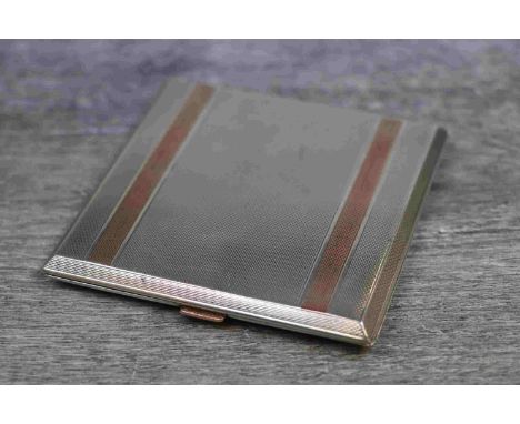 Silver and gold plated square compact, engine turned decoration with rose gold painted stripes, makers initals HK. Birmingham