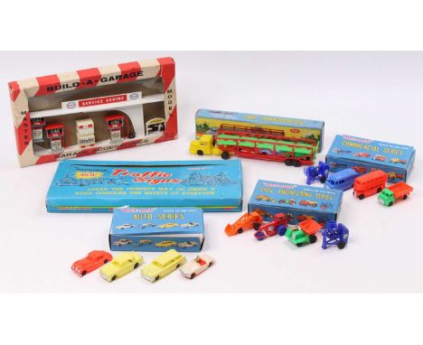 Blue Box and Wardie Master Models boxed collection comprising 3 boxed Blue Box miniatures based on Matchbox 1-75 diecasts - N