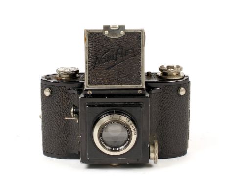 An Uncommon Eichapfel Noviflex 6x6 Camera (1st Version). (condition 5F) with case.  (BW).
