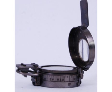 COMPASS: An original vintage Stanley Of London 1935 military style compass. Appears very good, and in working order. With hin