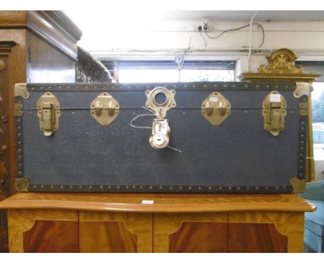 CABINET TRUNK