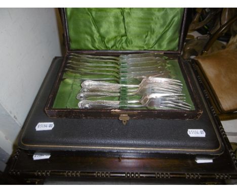 THREE BOXED ITEMS OF SILVER PLATED FLATWARE