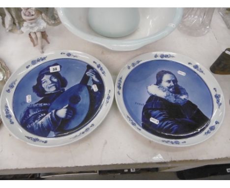 PAIR OF PORTRAIT WALL PLATES