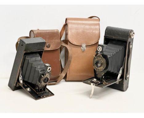 2 vintage Kodak Brownie cameras with leather cases. Kodak No.2 A Folding Autographic Brownie. A Kodak No.2 Folding Autographi