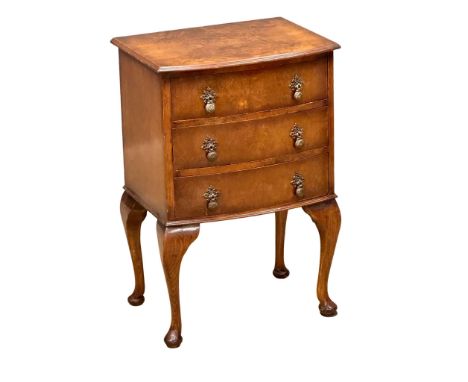 A small vintage Georgian style Burr Walnut bow front chest of drawers. 46x32x69cm 