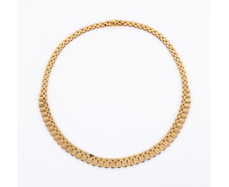 
	
		A 9 CARAT GOLD FRINGE NECKLACE 
		LONDON 1974
		The necklace with tapering front panels, to a concealed clasp 
		Size/di