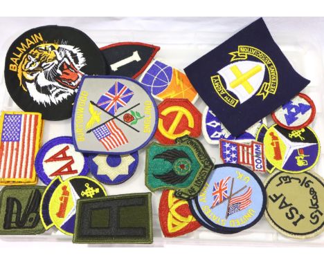 Collection of American military division patches. P&amp;P Group 1 (£14+VAT for the first lot and £1+VAT for subsequent lots) 