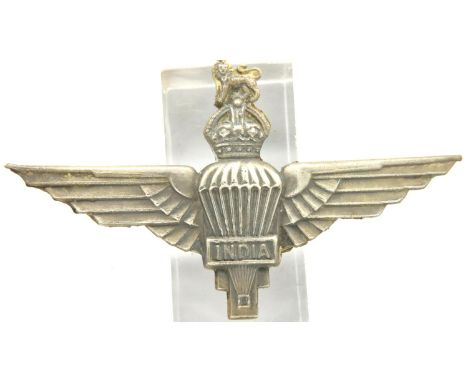 WWII Indian Parachute Regiment cap badge. The Regiment had 3 Battalions, Nos 151, 152 and 153. This is the white metal varian