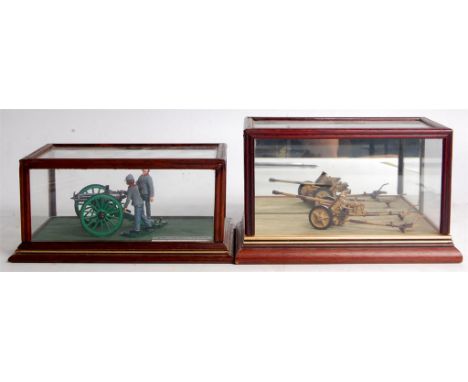 Hinchcliffe, 54mm 1/32nd scale white metal military artillery group, four models to include; US Civil War Gatling Gun, SIG 33
