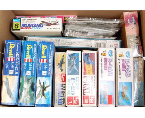 16 boxed or bagged 1/144th scale plastic aircraft kits by Revell, Academy, Crown, Hasegawa and others, all appear as issued a