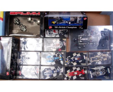 Minichamps and Brumm plastic cased or boxed Formula 1 and Motor Racing diecast group, all 1/43rd scale, 16 models in total to