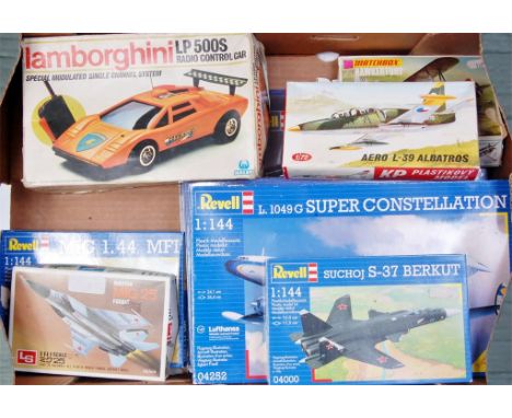 Eleven assorted mixed scale plastic aircraft kits, some examples part-made, Revell, Tamiya and Matchbox kits included, kits t