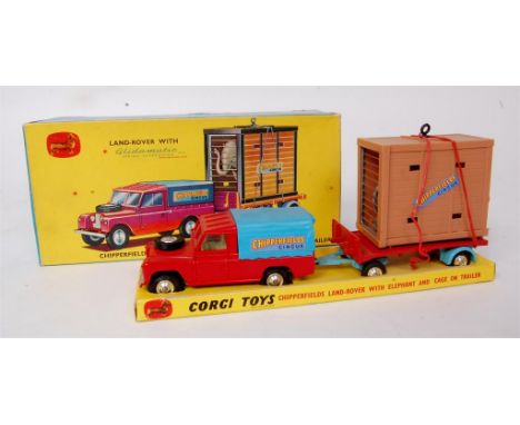 Corgi Toys, gift set 19, Chipperfields Cage set, comprising of 438 Land Rover with blue plastic tilt and 607 elephant in cage