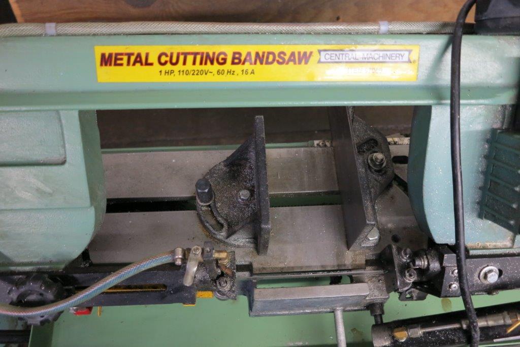 CENTRAL MACHINERY METAL CUTTING BANDSAW ITEM 97009 1HP, 110V/220V.