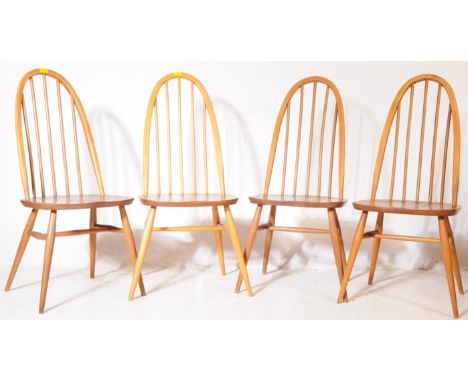 Lucian Ercolani - Ercol - A set of four of retro mid 20th century beech and elm dining chairs being in the Quaker pattern wit