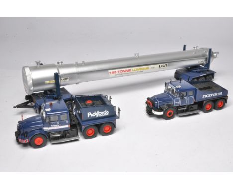 Bespoke 1/50 Pickfords Heavy Haulage Tractor and Load Combination.