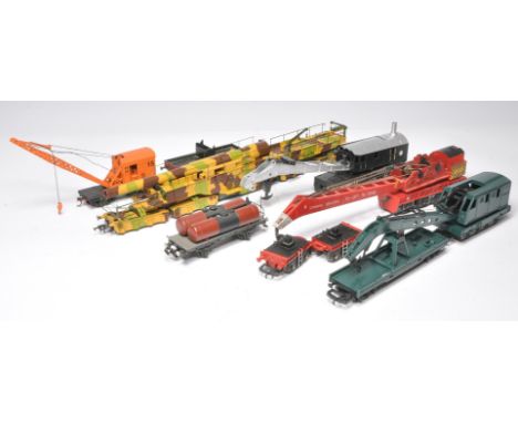 Model Railway comprising 5 items to include interesting issues of rolling stock including large rail gun and crane trucks. Ma