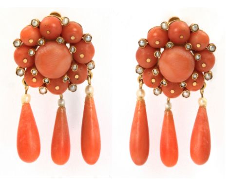 for not pierced ears. 18k. yellow gold setting, coral and pearls. Pendientes victorianos final siglo XIX. Montura en oro amar