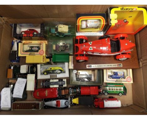 Diecast - approx 30 diecast model motor vehicles, approx half in original boxes, to include Corgi, Lledo, Matchbox, Burago, D