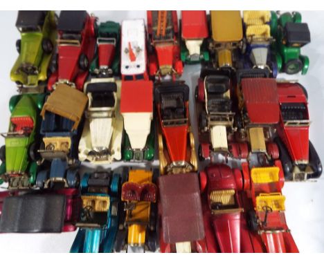 Matchbox - a quantity of diecast model motor vehicles by Matchbox (2)