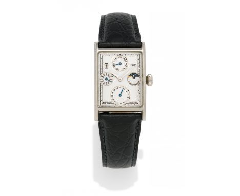 IWC SCHAFFHAUSENNovocento. Herkunft: Schweiz, Schaffhausen. Werk: Cal. 3206, Ewiger Kalender. Gehäuse/Armband: 950/- Platin, 