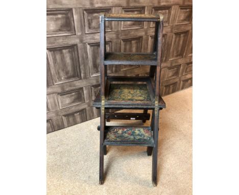 VINTAGE FOLDING LIBRARY STEPS