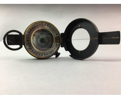 WWII SHIPS COMPASS BY T. G. CO. LTD OF LONDON, in card box