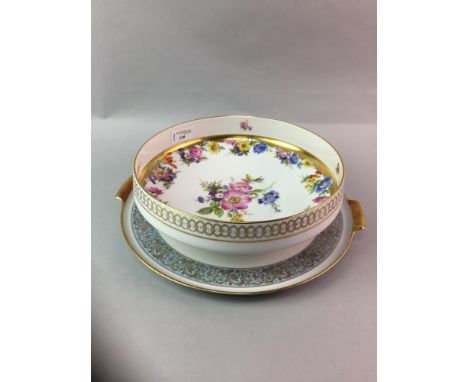 LOT OF CERAMIC DISHES, some floral examples