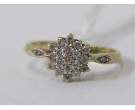 14ct YELLOW GOLD DIAMOND CLUSTER RING, approx 0.25 carat, size O 