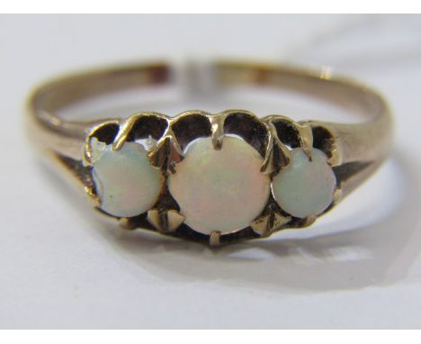 YELLOW METAL, (tests 9ct gold) 3 STONE OPAL RING, lovely vintage style 3 stone opal, size T 