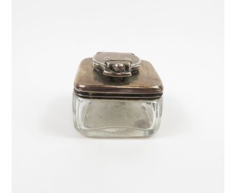 A George IV glass and silver mounted travelling inkwell by Archibald Douglas, London 1824, 4.5 cm square