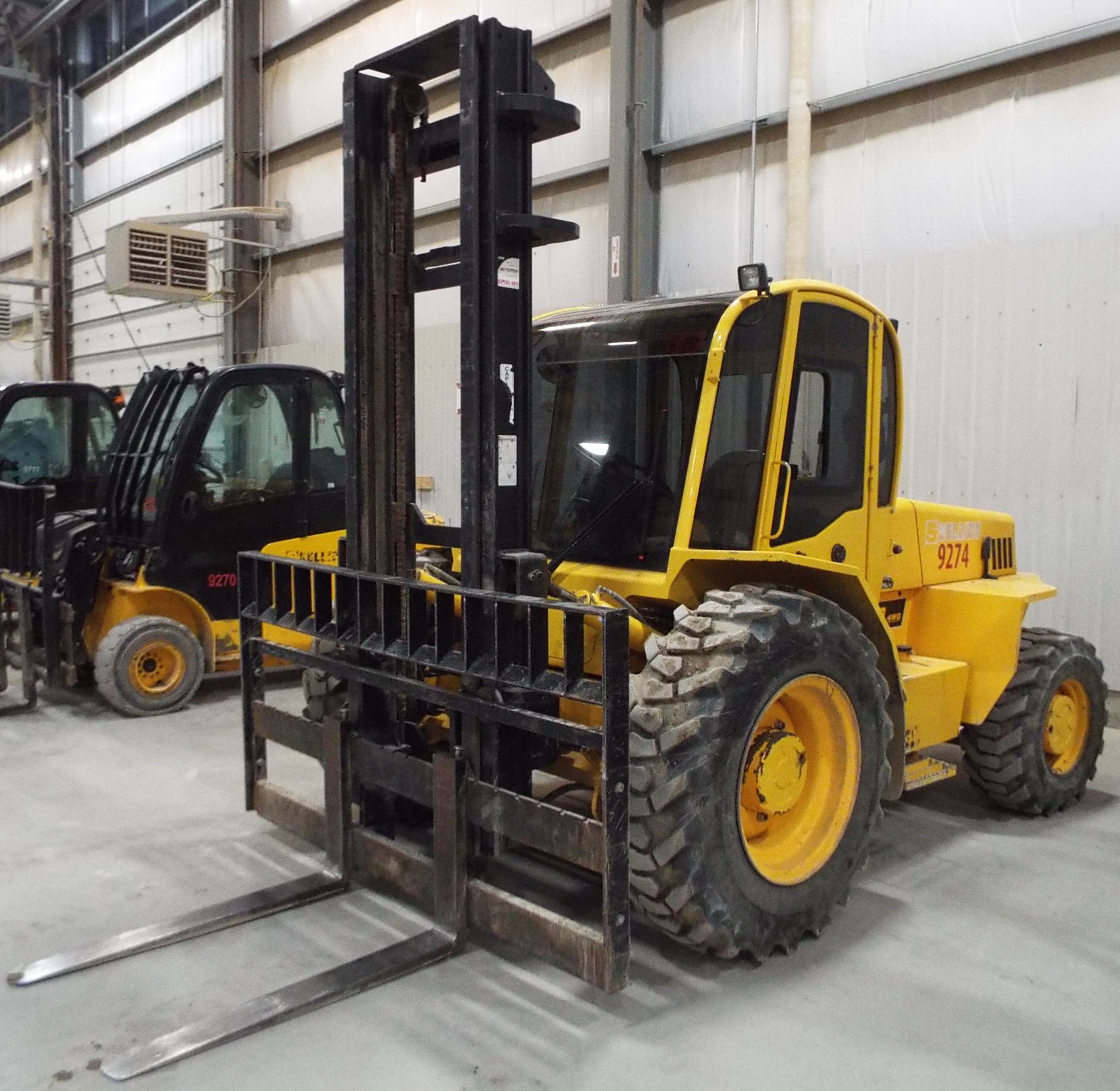 SELLICK (2012) S80J4I-4 DIESEL OUTDOOR FORKLIFT WITH 8000 LB. CAPACITY ...